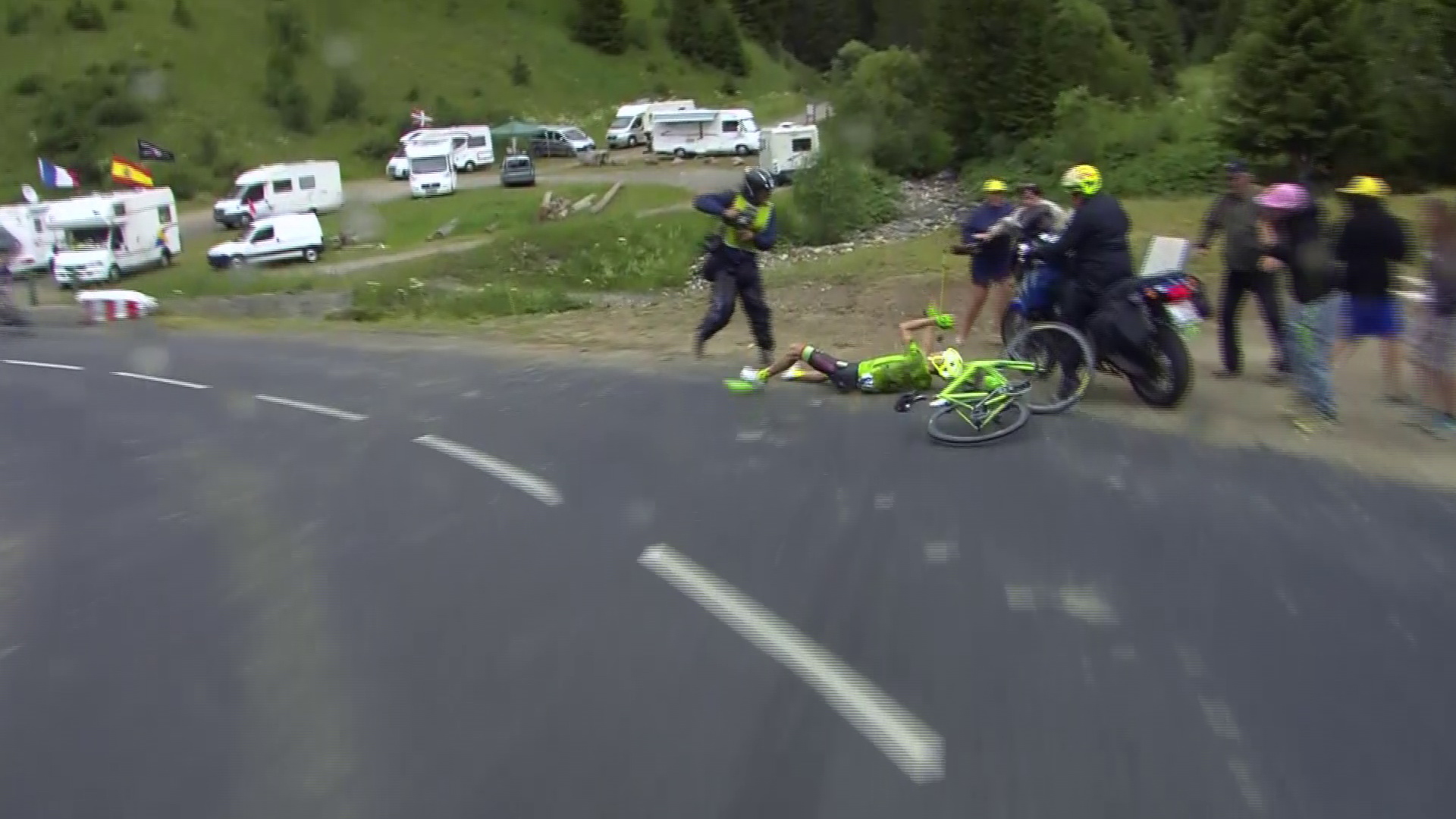 TDF la lourde chute de Pierre Rolland en vidéos Videos de cyclisme