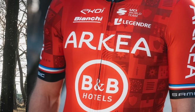 Le Nouveau Maillot De L’équipe Arkéa-B&B Hotels Pour 2024 – Videos De ...